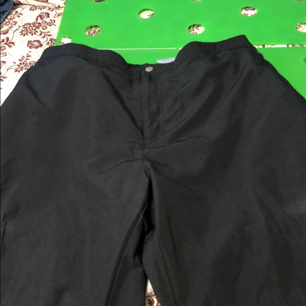 Adidas Kobe never worn warm up pants.